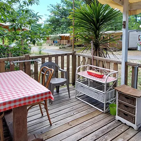 Cozy Stacaravan In 3*